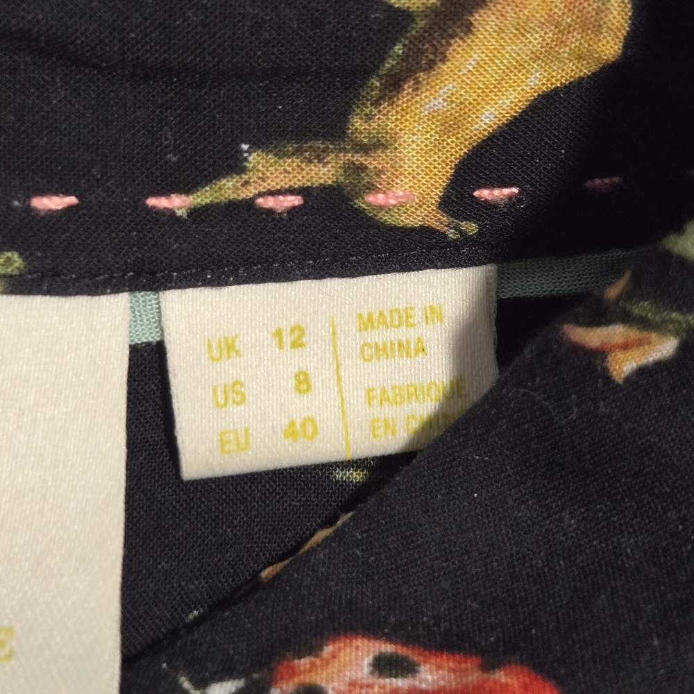 Maeve Floral Black Wildlife Rayon Blouse Size 8 - Picture 10 of 11